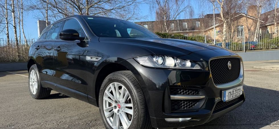 Jaguar F- PACE 2017