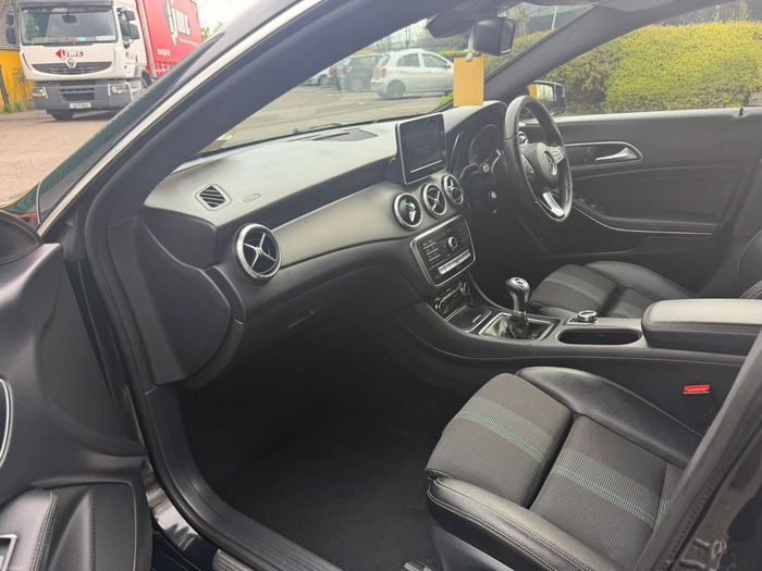 Mercedes-Benz CLA 2017