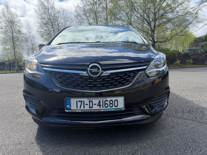 Opel Zafira 2017