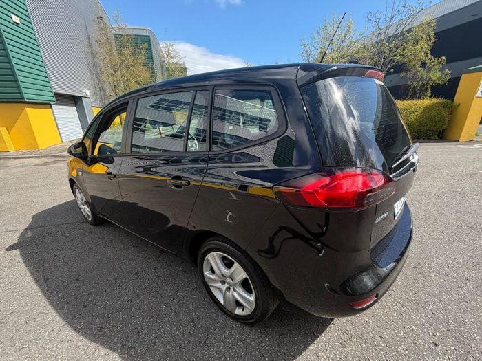 Opel Zafira 2017