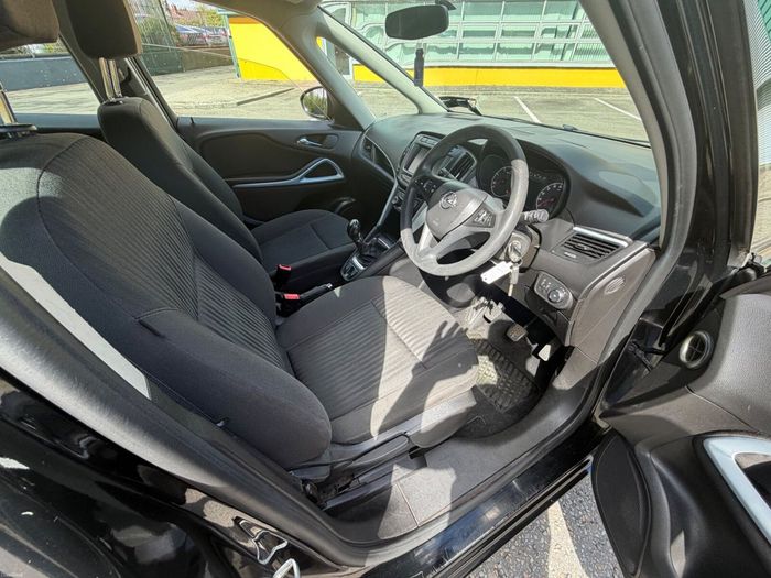 Opel Zafira 2017