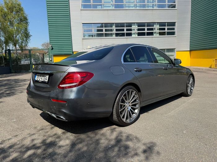 Mercedes-Benz E-Class 2019