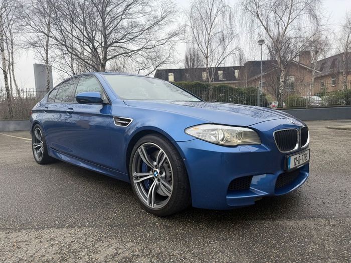 BMW M5 2012