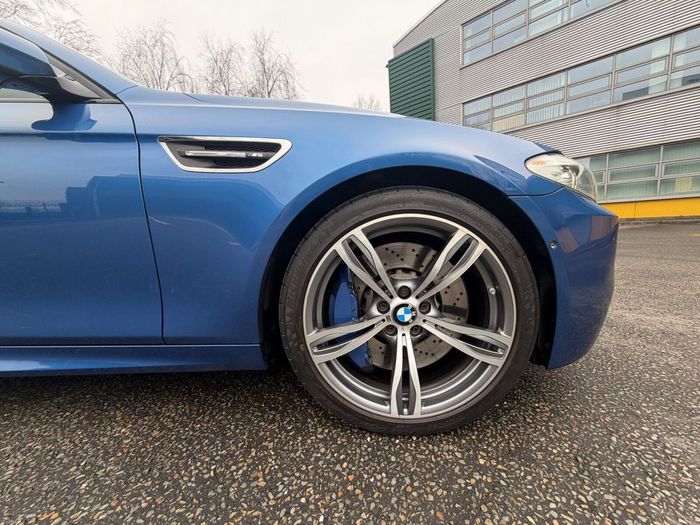 BMW M5 2012