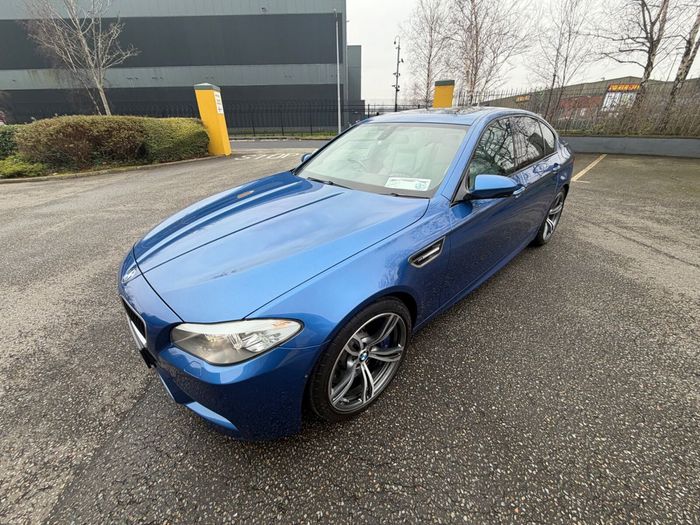 BMW M5 2012