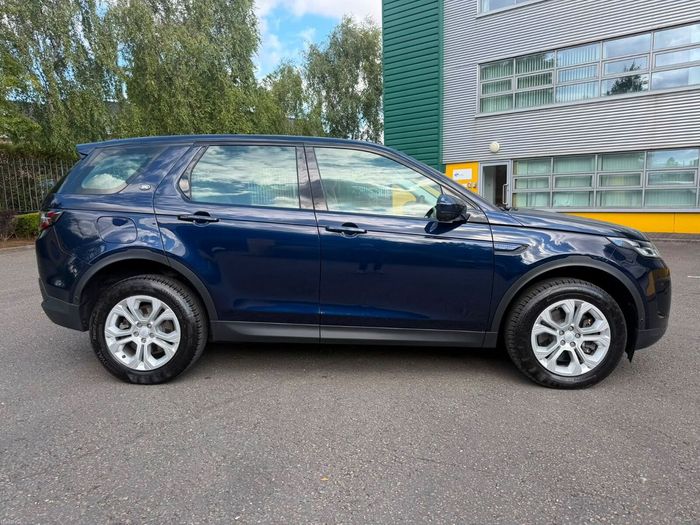 Land Rover Discovery Sport 2021