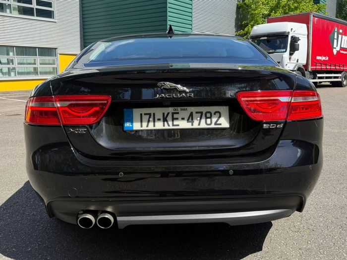 Jaguar XE 2017