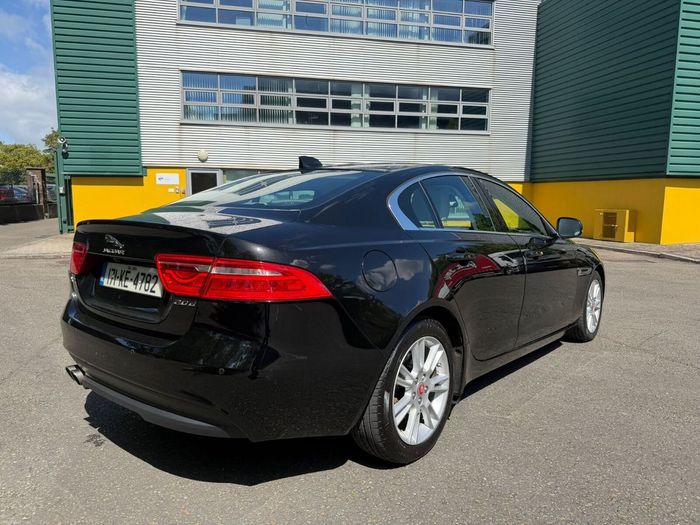Jaguar XE 2017