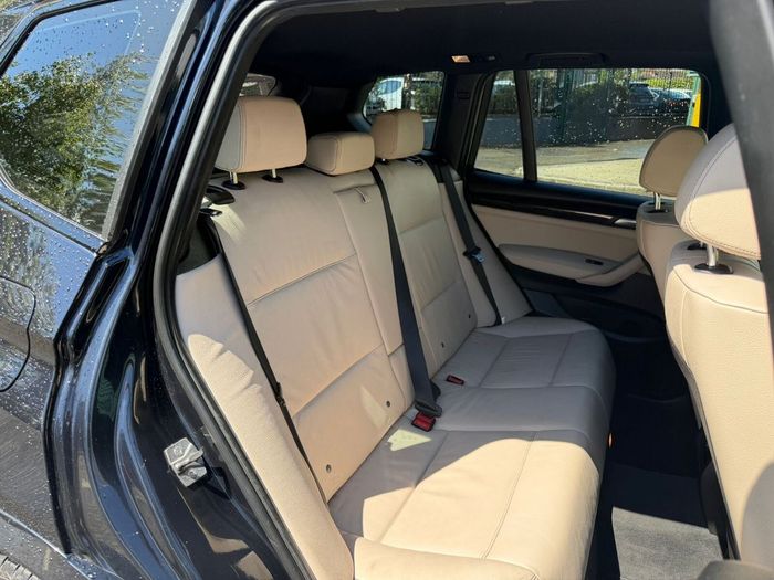BMW X3 2012