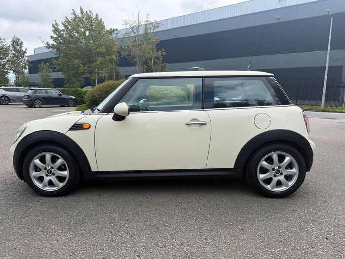 MINI One 2008