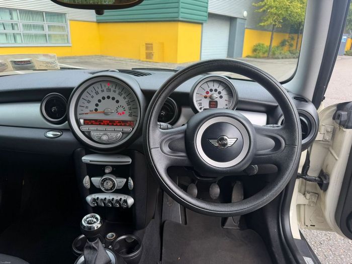 MINI One 2008