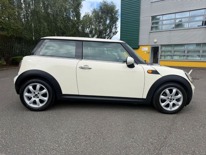 MINI One 2008