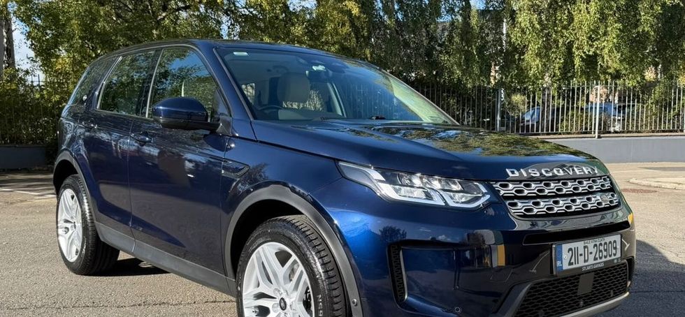 Land Rover Discovery Sport 2021