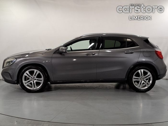 Mercedes-Benz GLA Class 2016