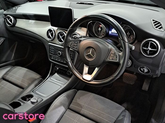 Mercedes-Benz GLA Class 2016