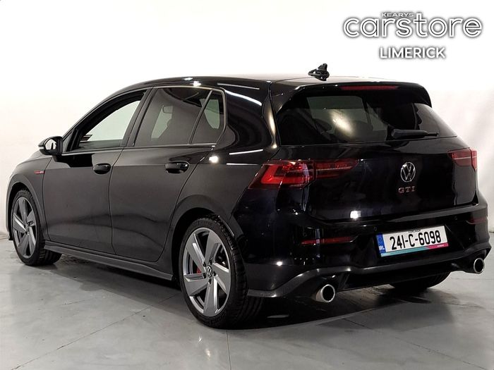 Volkswagen Golf 2024
