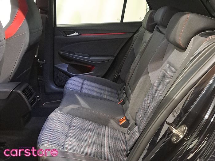 Volkswagen Golf 2024
