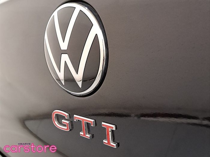 Volkswagen Golf 2024