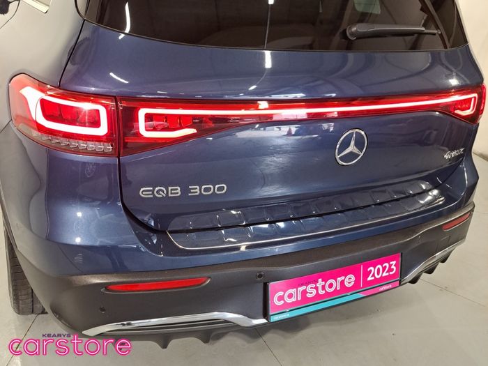 Mercedes-Benz 300 2023