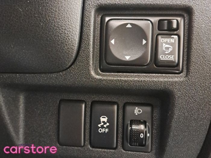 Nissan March 2019
