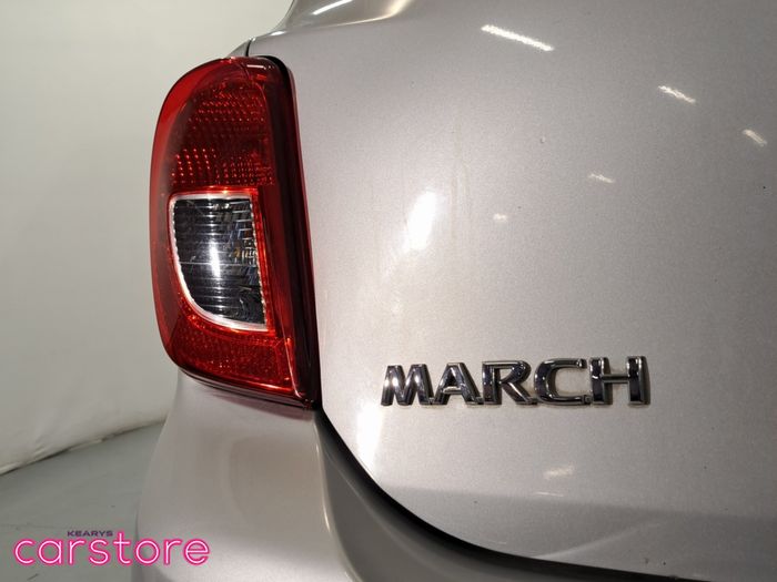 Nissan March 2019