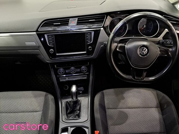 Volkswagen Touran 2016