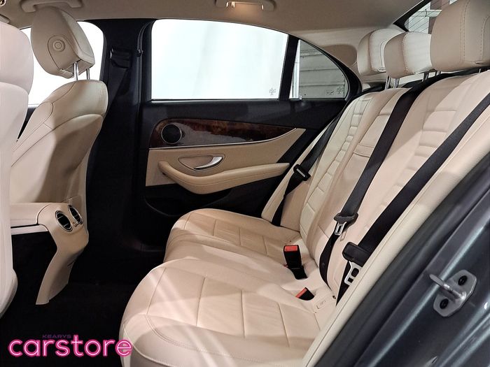 Mercedes-Benz E-Class 2019