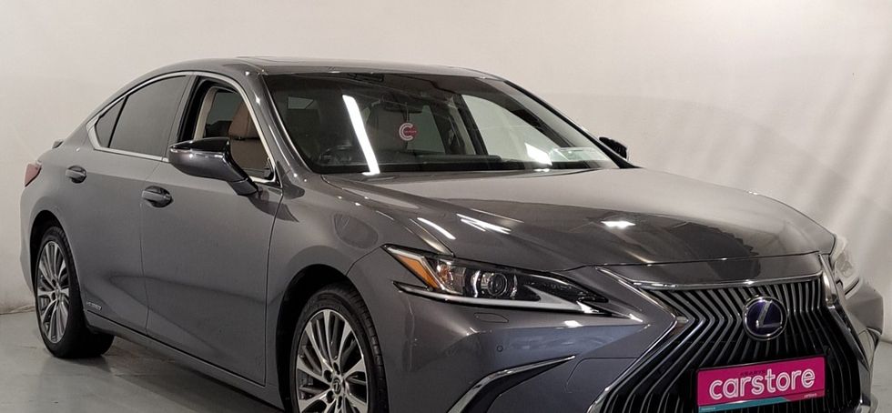 Lexus ES 2021