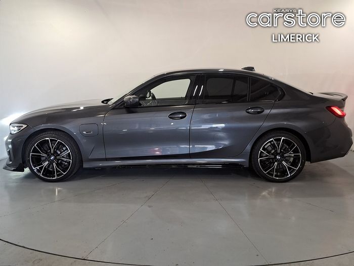 BMW 3 Series 2022