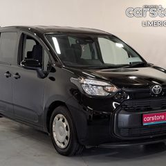 Toyota Sienta 2023