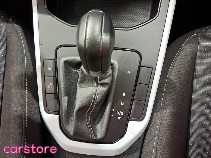 SEAT Arona 2023