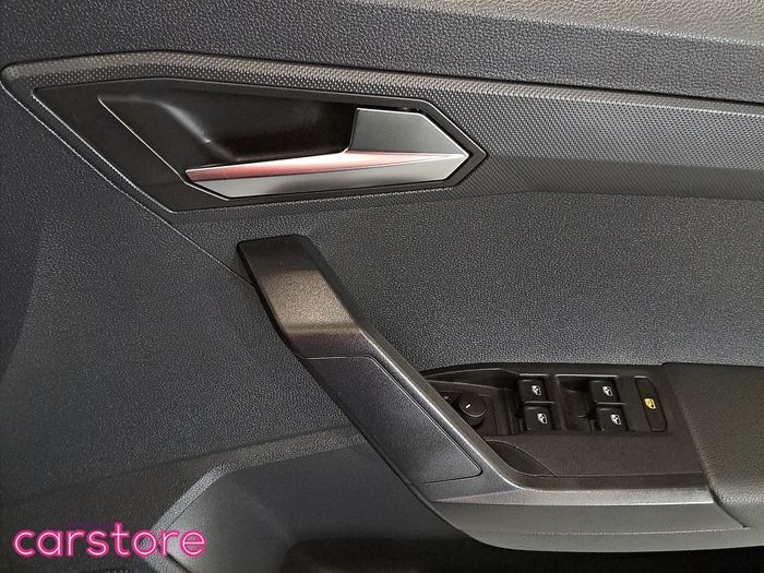 SEAT Arona 2023