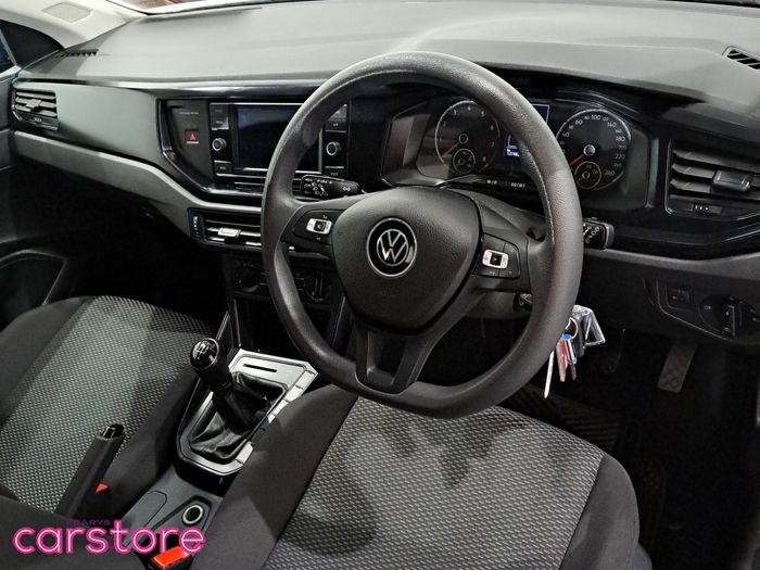 Volkswagen Polo 2021