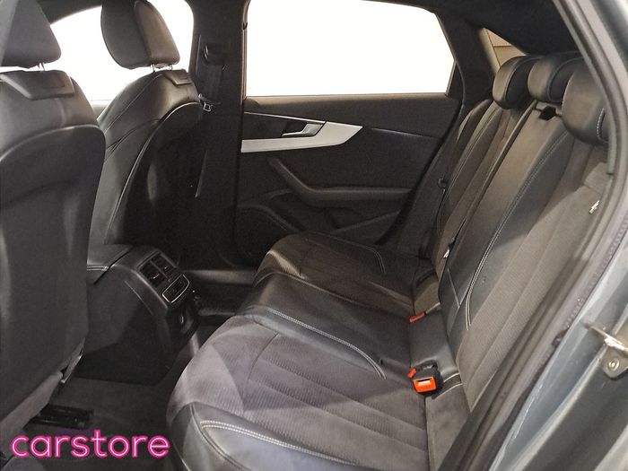 Audi A4 2019