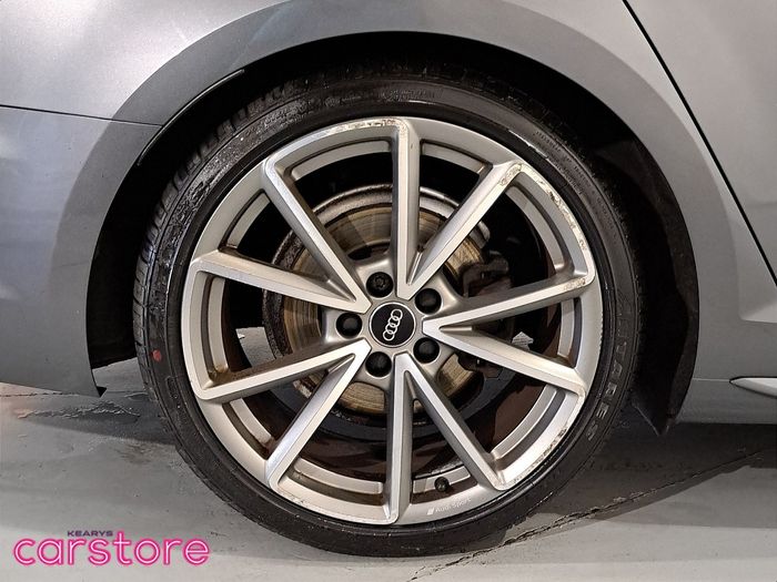Audi A4 2019