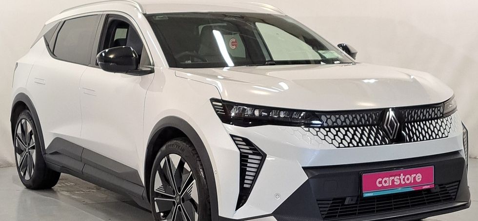 Renault Scenic E-Tech 2025