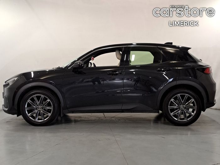 Lexus LBX 2024
