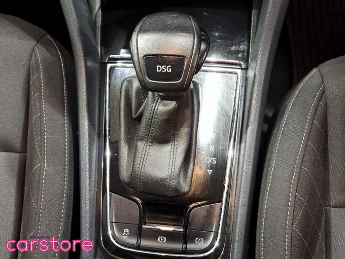 Skoda Karoq 2021