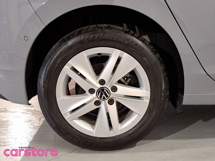 Volkswagen Golf 2023