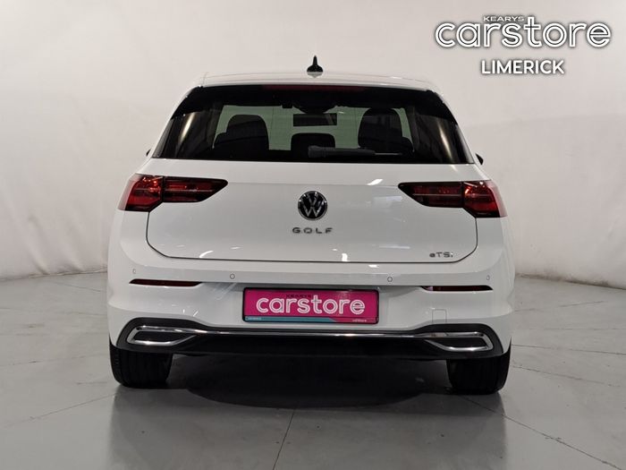 Volkswagen Golf 2021