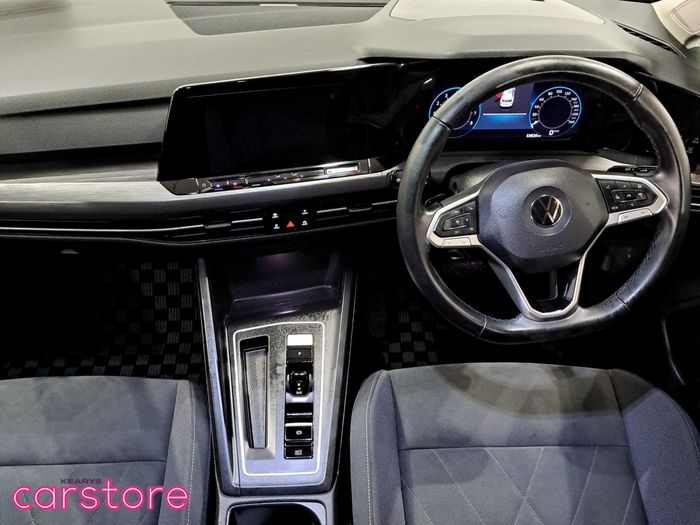 Volkswagen Golf 2021