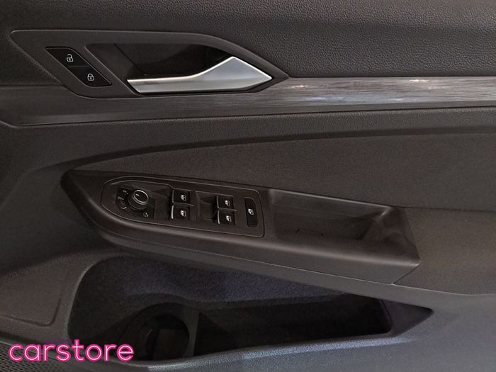 Volkswagen Golf 2021