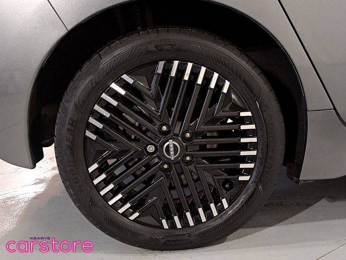 Nissan Leaf 2023
