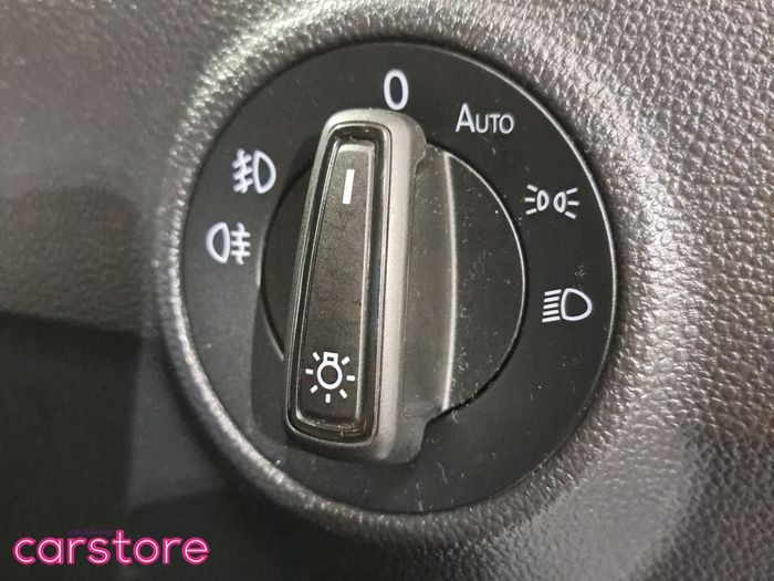 Volkswagen T-Roc 2019