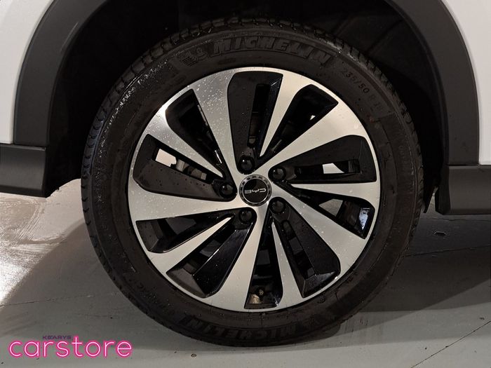 BYD SEAL U 2025