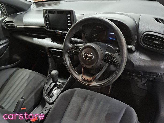 Toyota Yaris 2021
