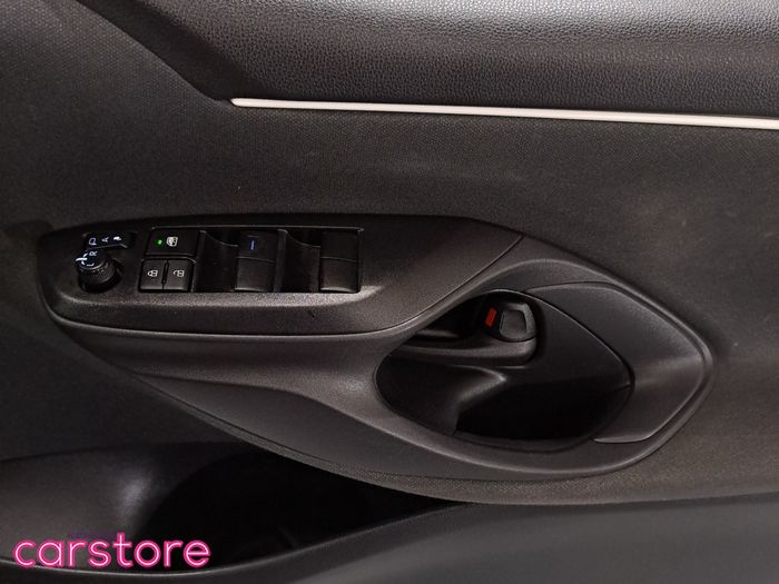 Toyota Yaris 2021