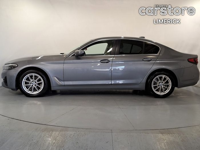 BMW 5 Series 2023