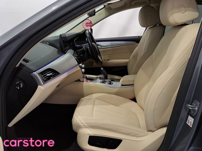 BMW 5 Series 2023