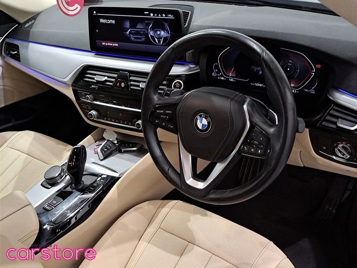 BMW 5 Series 2023